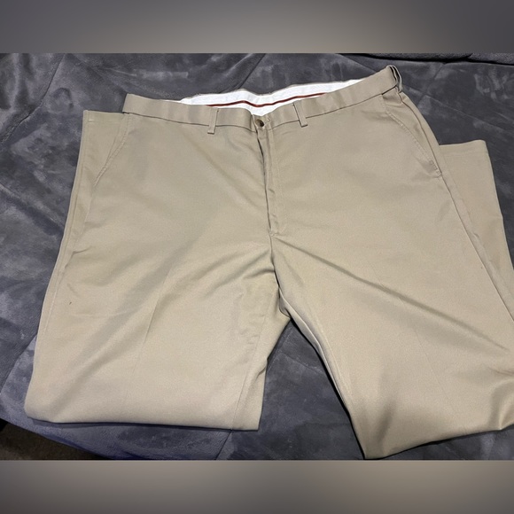 Men’s Haggar Pants - Picture 2 of 7